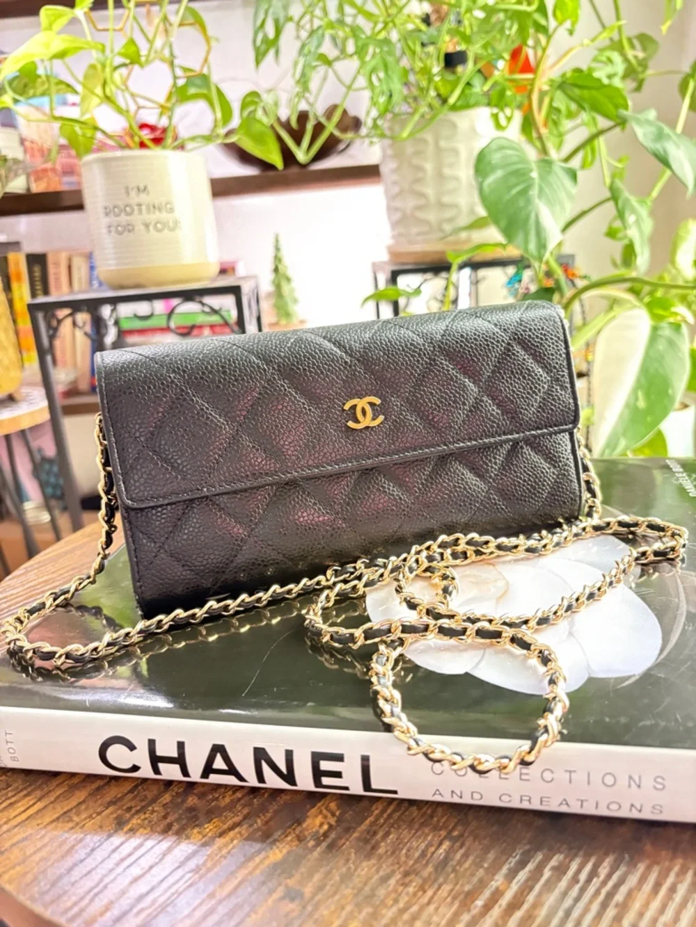 CHANEL Black Quilted Caviar Leather Wallet with Gold CC and complimentary chain - Picture 6 of 6